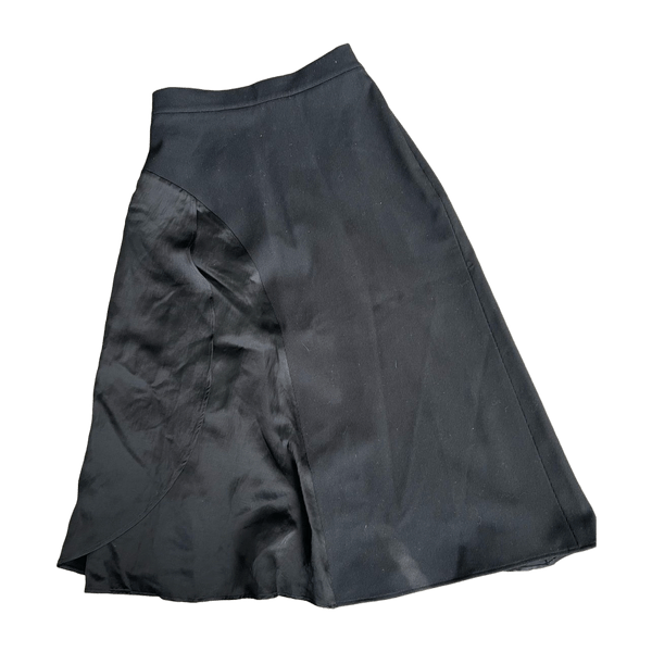 Reserved skirt