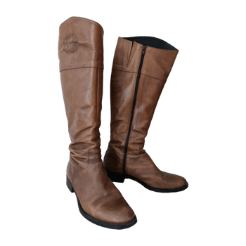 Piano boots
