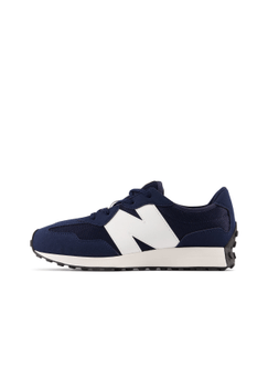 Low top sneakers