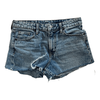 Sinisen denimshortsit