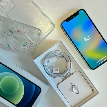 Apple smartphone