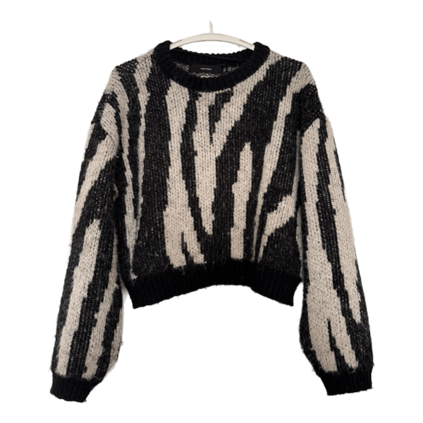 Zebra print cropped sweater
