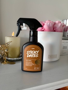 Lush Sticky Dates body spray