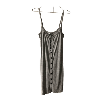 Noisy may dress