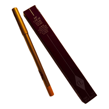 Charlotte Tilbury lip cheat “Icon Baby”