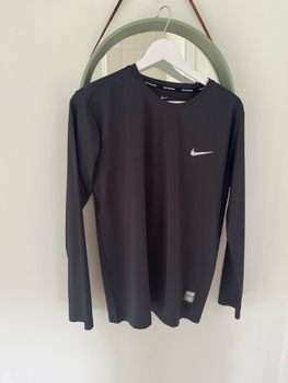 Nike pitkähihainen paita koko M