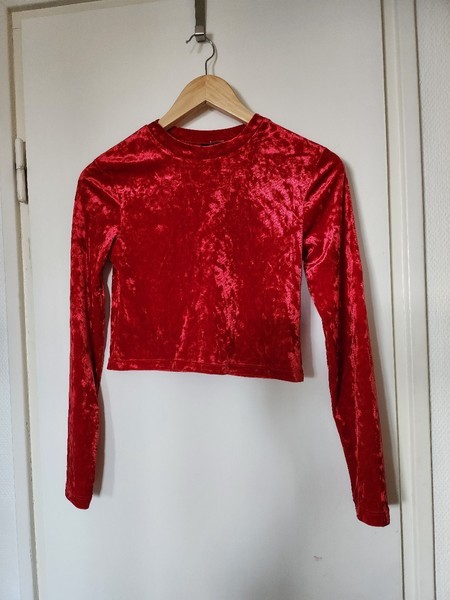 H&M Punainen samettinen paita