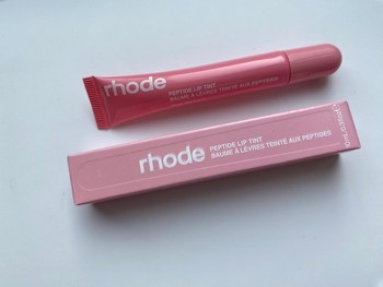 Rhode peptide lip tint