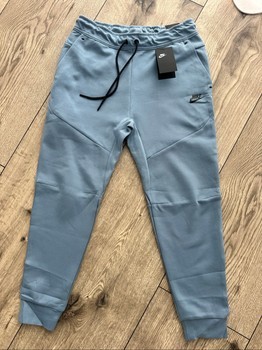 Nike Tech Fleece kelnės