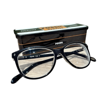 Black cat-eye eyeglasses