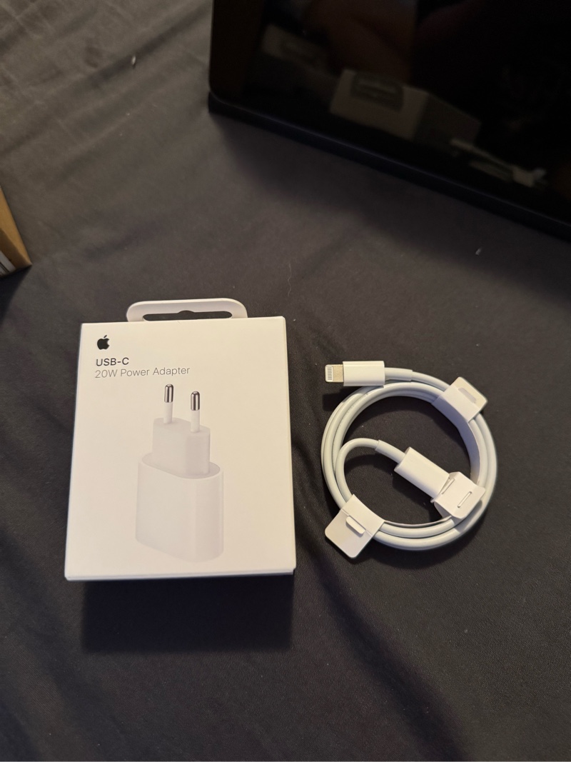 apple charger 