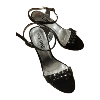 Tapas heels