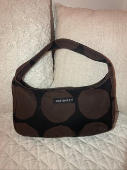 Marimekko ruskea Kivet olkalaukku