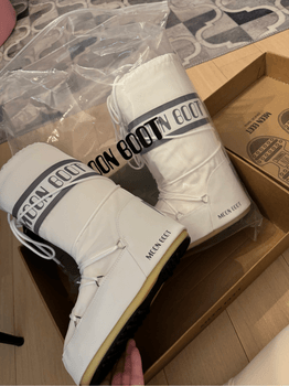 White Moon Boot snow boots