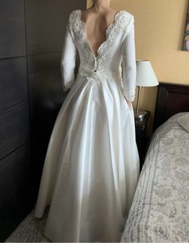 White lace wedding dress