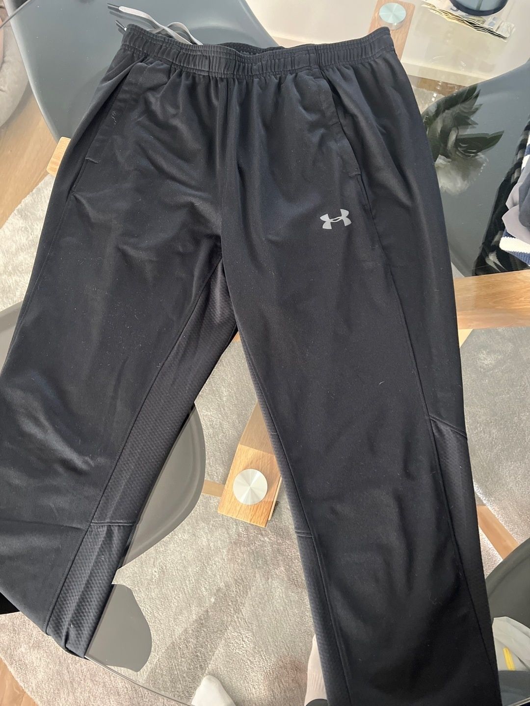 Under armour sportswear