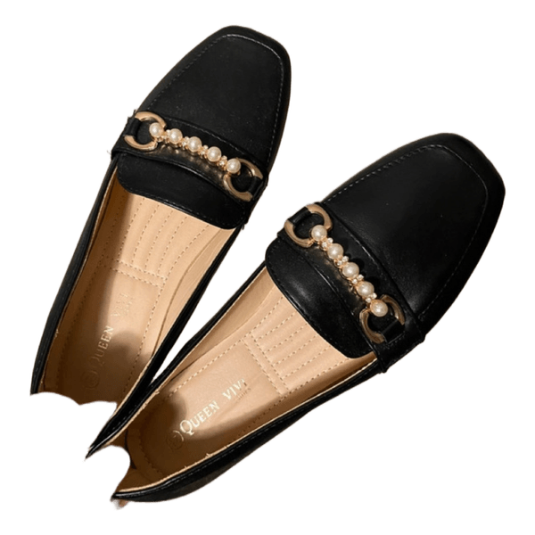 Sorte loafers med perler