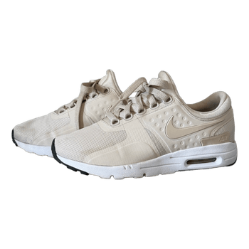 Beiget Nike AirMax tennarit