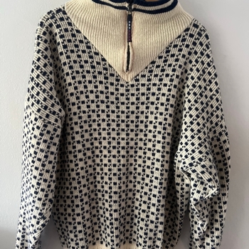 Puolivetoketjullinen neulepaita xl