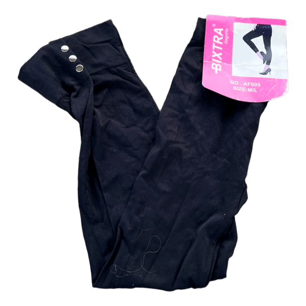 Black leggings with buttons