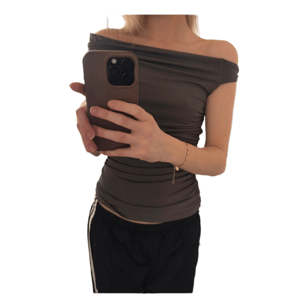 Grå off-shoulder top