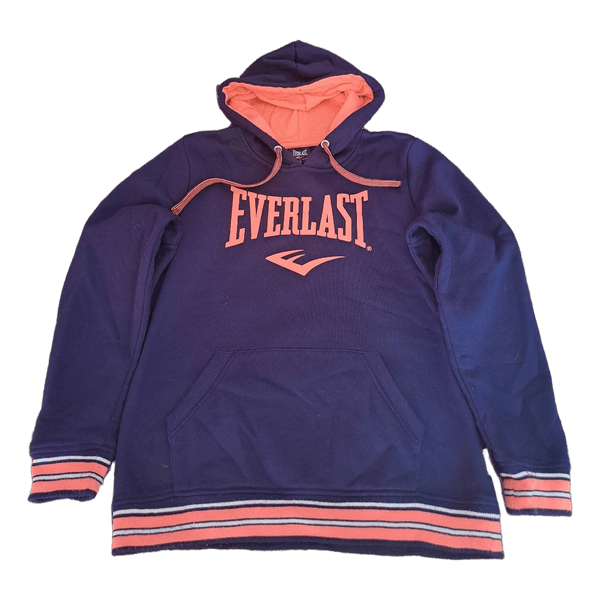 Everlast kapuutsiga pusa