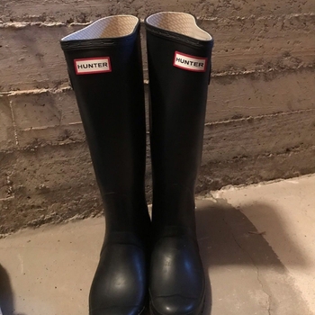 Hunter shoes
