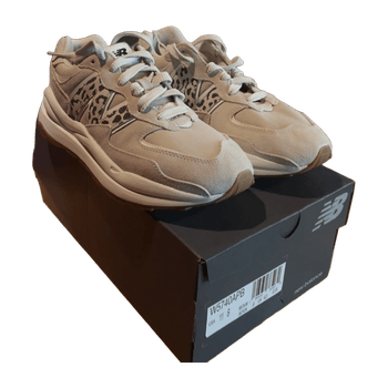 New balance sneakers