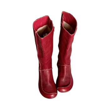 Punaiset nahkasaappaat