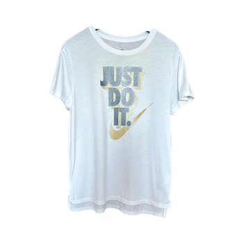 Valkoinen Nike t-paita kultaisella logolla