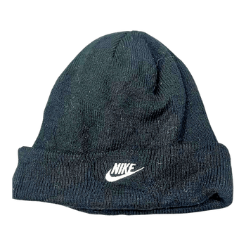 Nike musta pipo
