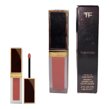 tom ford liquid lip luxe matte/ shade: 131 burnt peach
