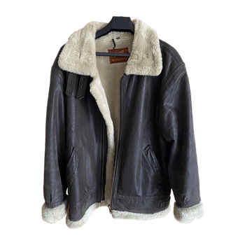 Men’s aviator-style leather jacket