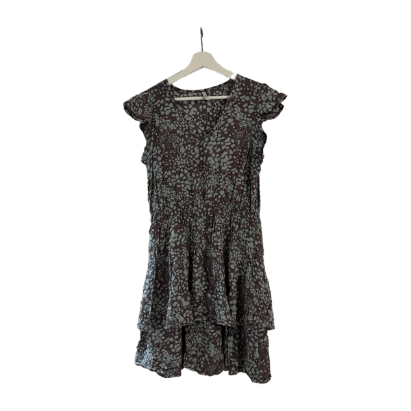 Sublevel dress