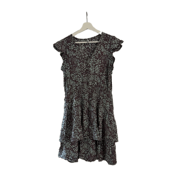 Sublevel dress