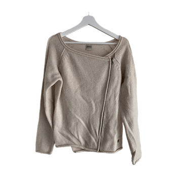 Object cardigan