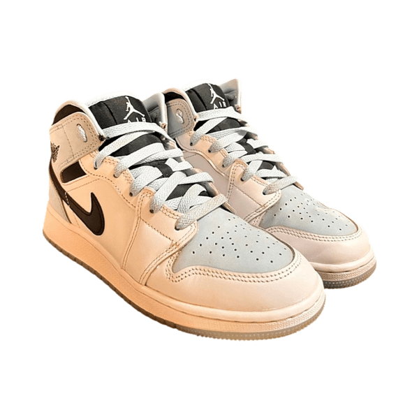 Jordan cream light blue sneakers