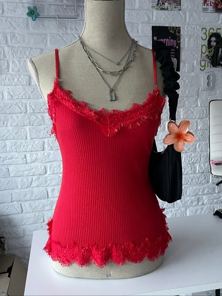 Red ribbed tank top