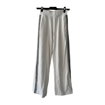 Wide-leg sweatpants