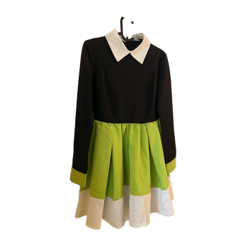 Musta ja vihreä mekko