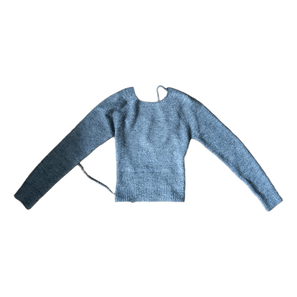 backless sweater