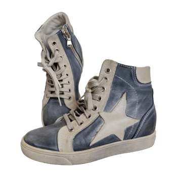Gaudi shoes