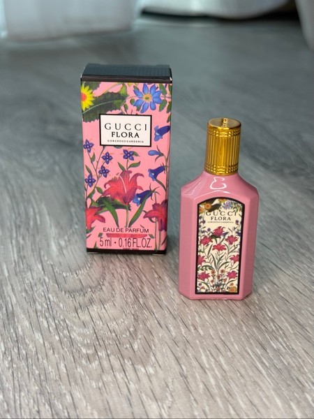 Gucci Flora miniature perfume