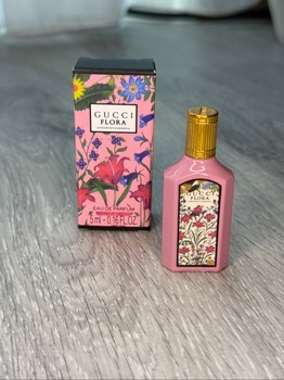 Gucci Flora miniature perfume
