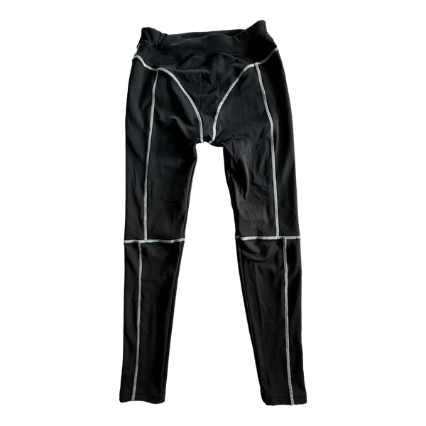 Warm black leggings with contrast stitching
