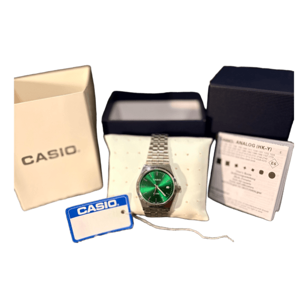 Casio Y2K vintage watch