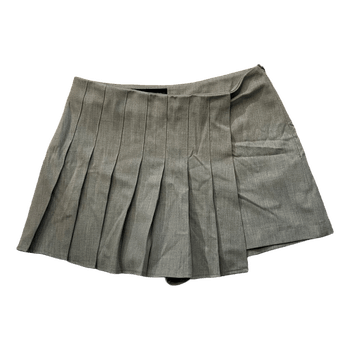 Grey pleated skort
