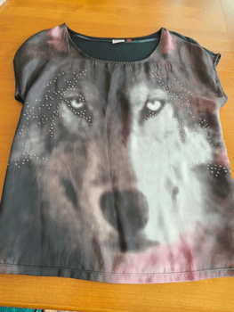 Only blue behaviour top
