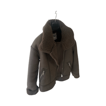 Ruskea shearling-takki
