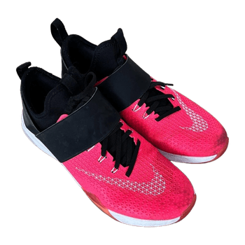 Nike sports shoes